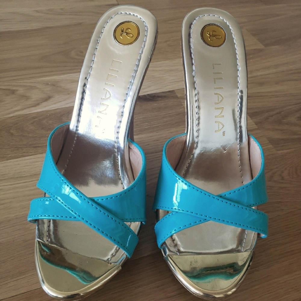 BEAUTIFUL WEDGE HEEL FOR THE SUMMER!!!😍